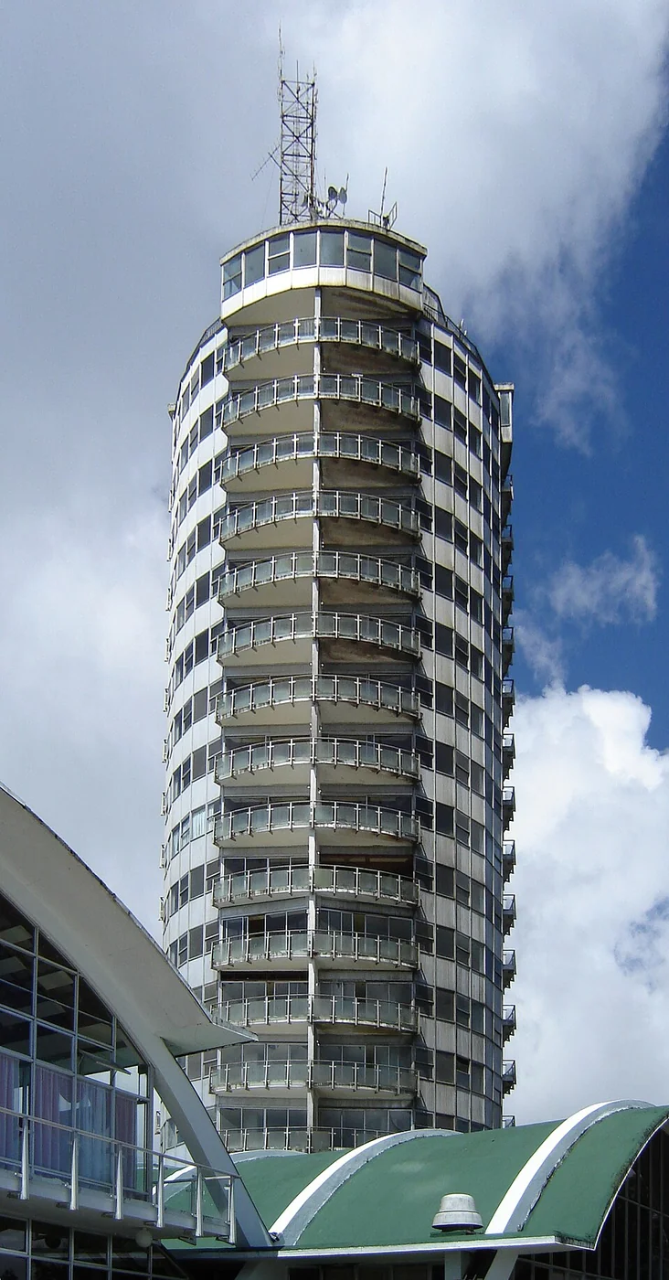 Deutsch : Hotel Humboldt , auf dem Cerro El Ávila , Caracas, Venezuela English : Hotel Humboldt , located on Cerro El Ávila , Caracas, Venezuela Español : Hotel Humboldt , localizado en el Cerro El Ávila , Caracas, Venezuela Français : Hotel Humboldt , situé sur le Cerro El Ávila , Caracas, Venezuela Italiano : Hotel Humboldt , situato sul Cerro El Ávila , Caracas, Venezuela Português : Hotel Humboldt , localizado no Cerro El Ávila , Caracas, Venezuela Русский : Отель Гумбольдт на Серро-эль-Авила , Каракас, Венесуэла 中文 : 委内瑞拉加拉加斯 阿维拉山 上的 洪堡酒店