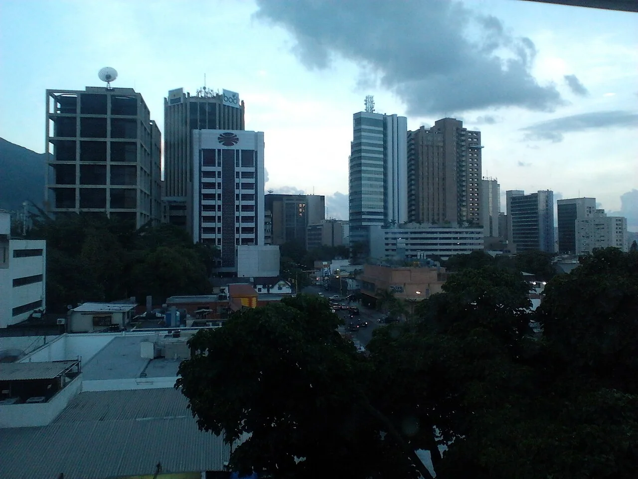 Altamira, Caracas, is shown as a specific eastern-zone context rather than a stand-in for the whole city.