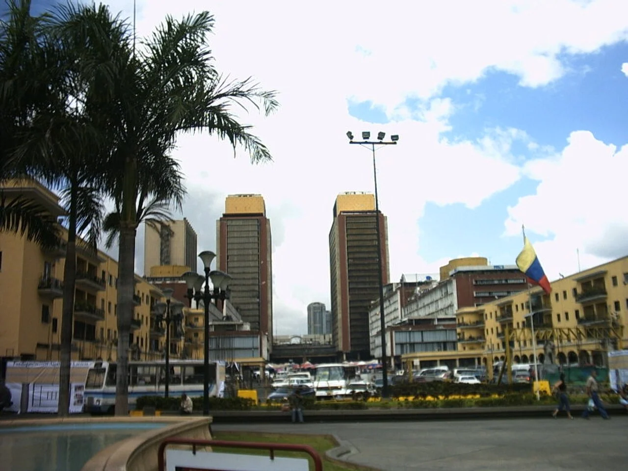 El Silencio urbanization and the Simón Bolívar Center in Caracas