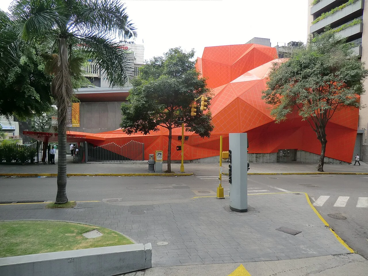 English: Fachada principal del Teatro Municipal de Chacao. Caracas, Venezuela.