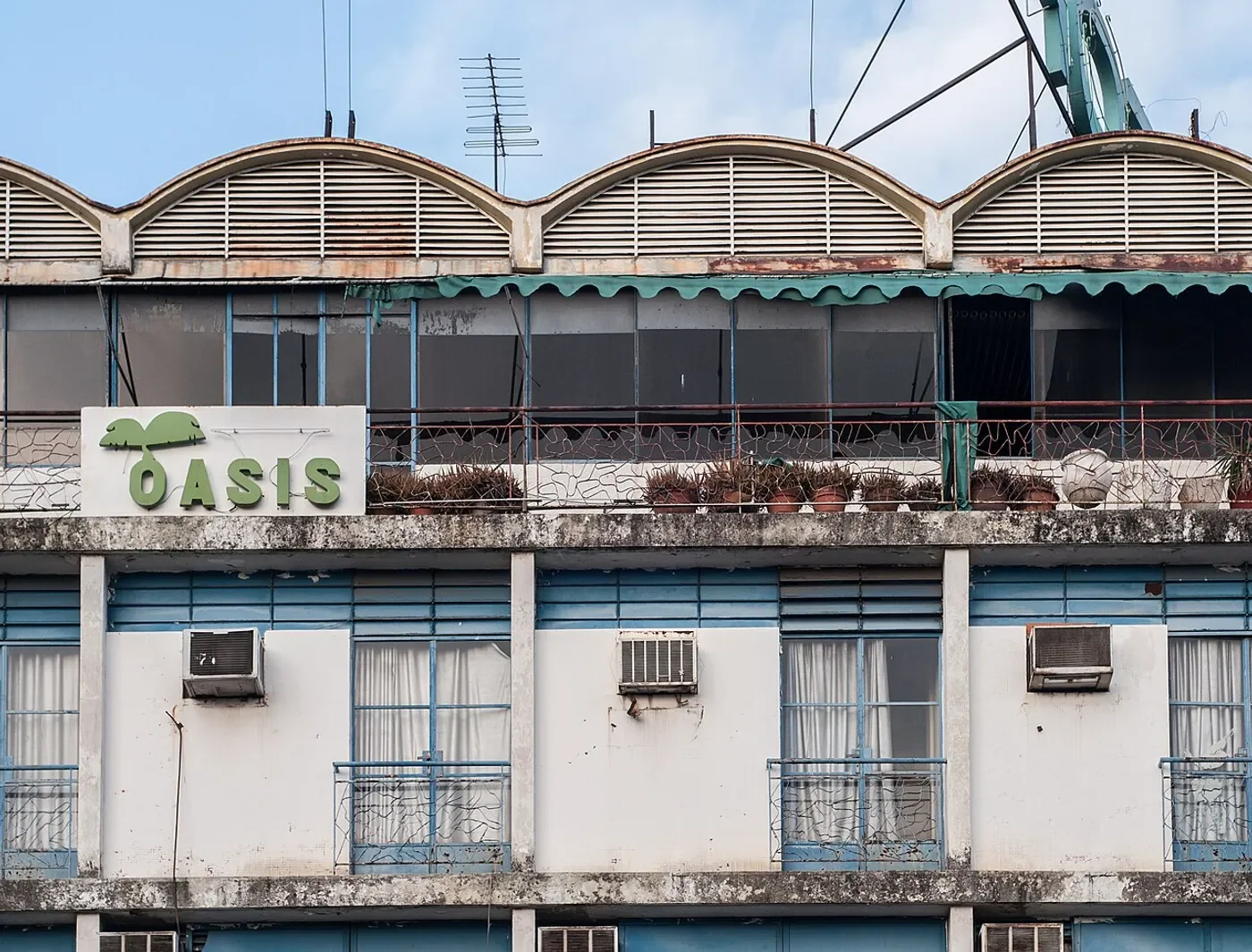 English: Oasis Building in Valencia city, Venezuela