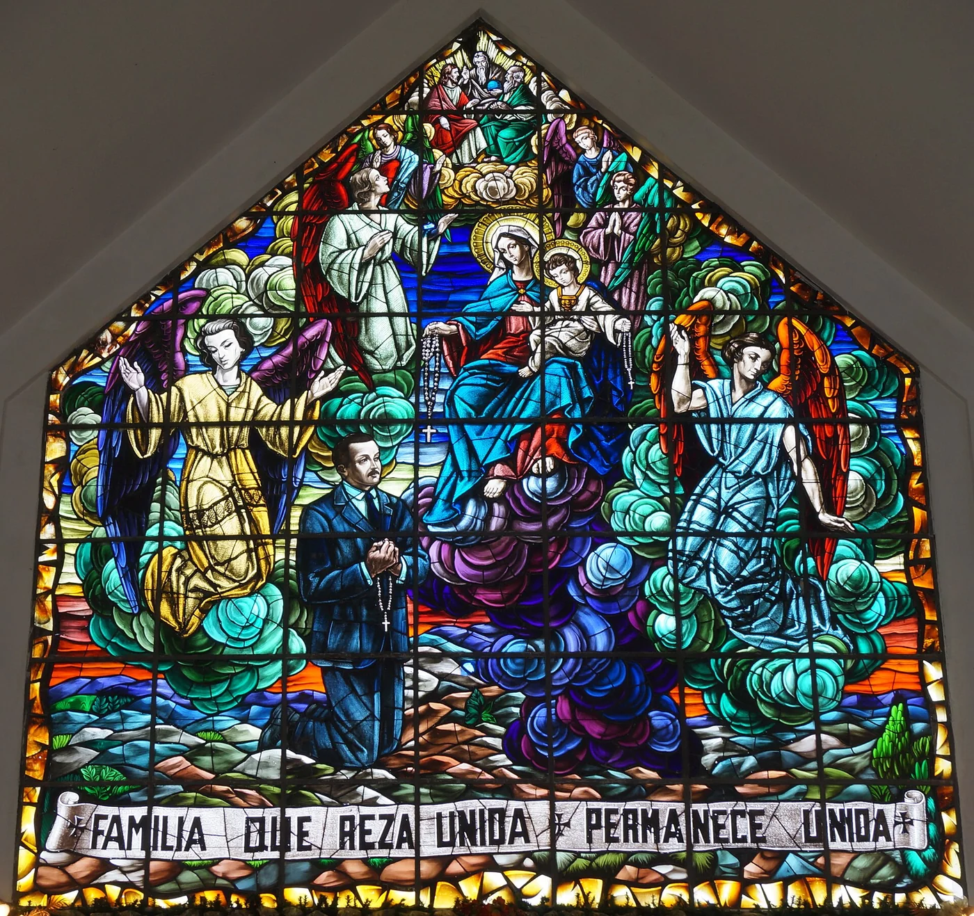 Stained-glass image of José Gregorio Hernández in the Santuario del Niño Jesús, Isnotú.