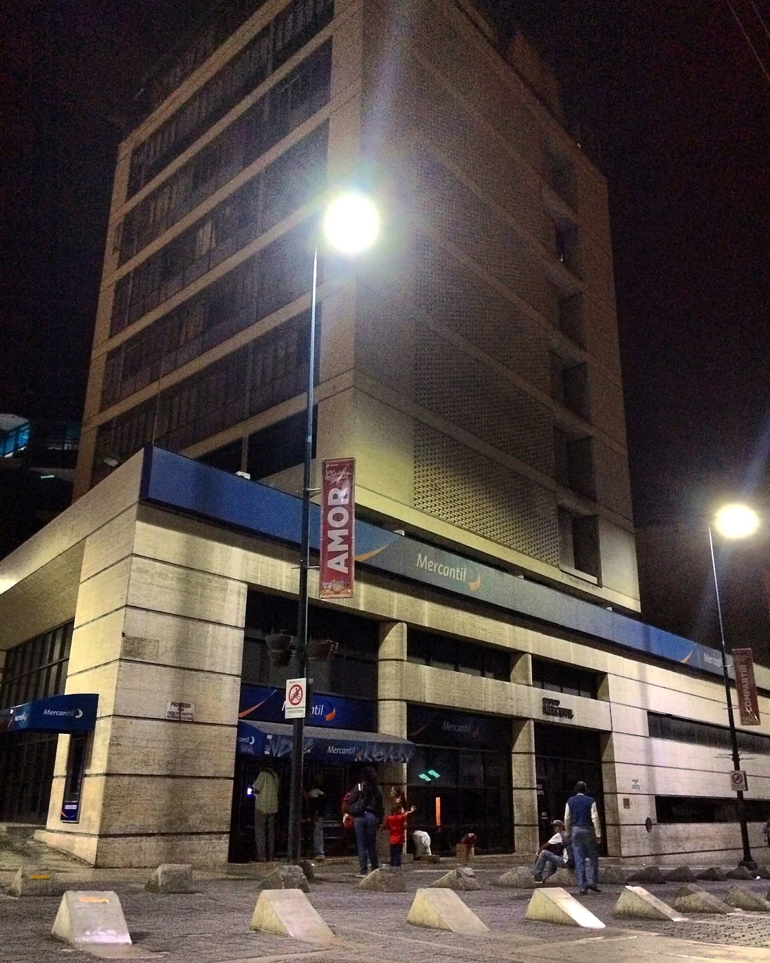 Banco Mercantil y Agrícola building in Sabana Grande, Caracas, at night.
