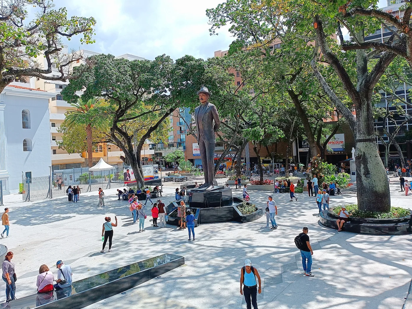 Plaza La Candelaria de la Parroquia homónima, Caracas.