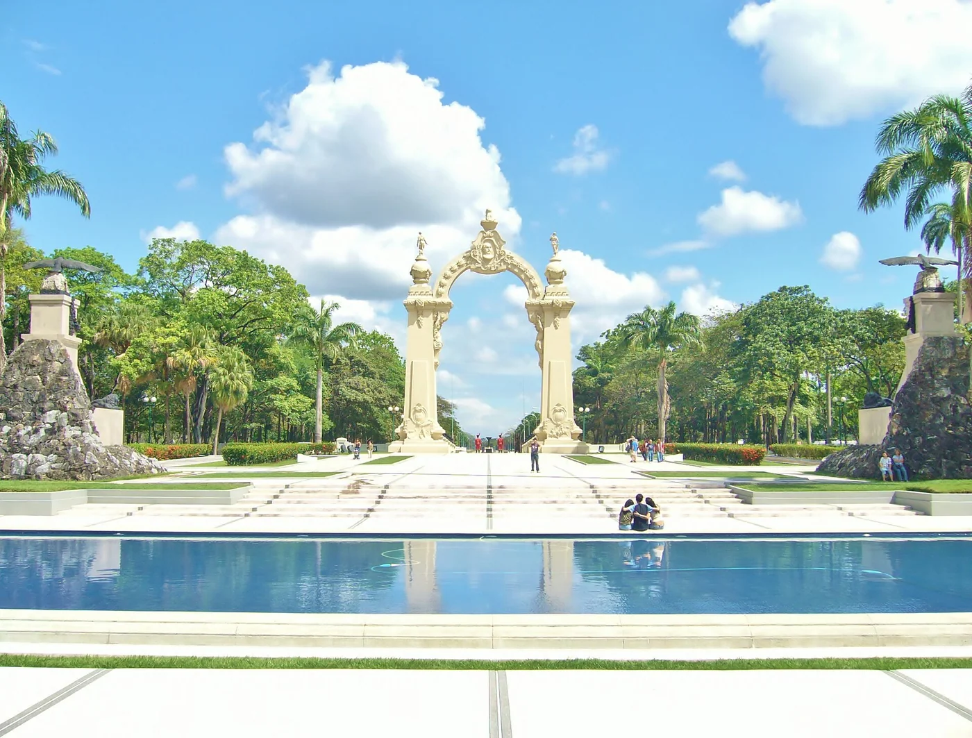 Its a monument built to commemorate the centenary of the Venezuelan victory in the Second Battle of Carabobo Venezuela's independence from Spain was sealed.
