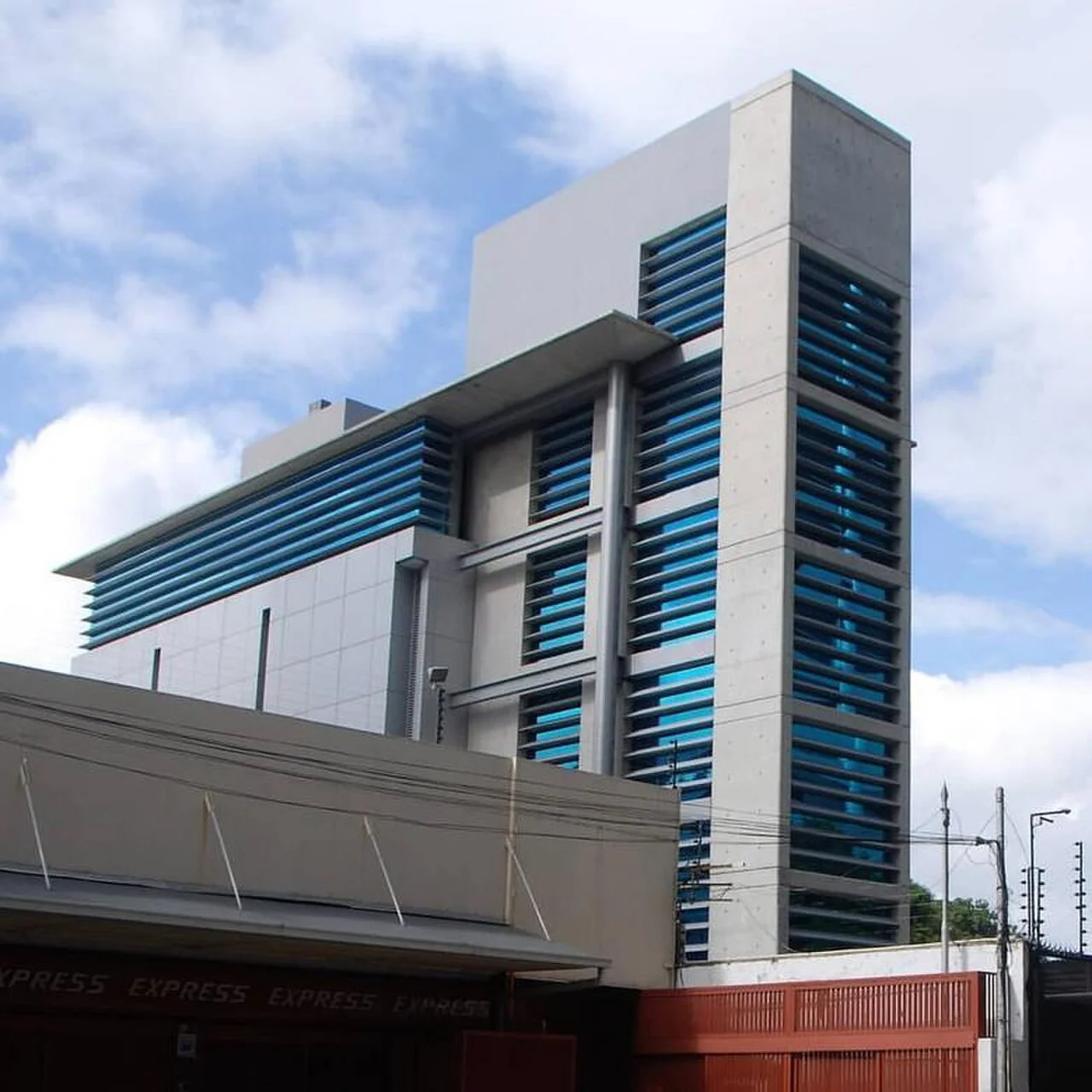 Renault distribution center in La Castellana, Caracas.