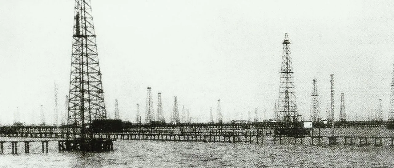 Historic oil wells on Lake Maracaibo, an early Venezuelan hydrocarbon center.