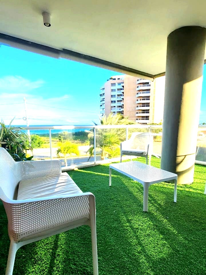 Punta Pacífico — interior view