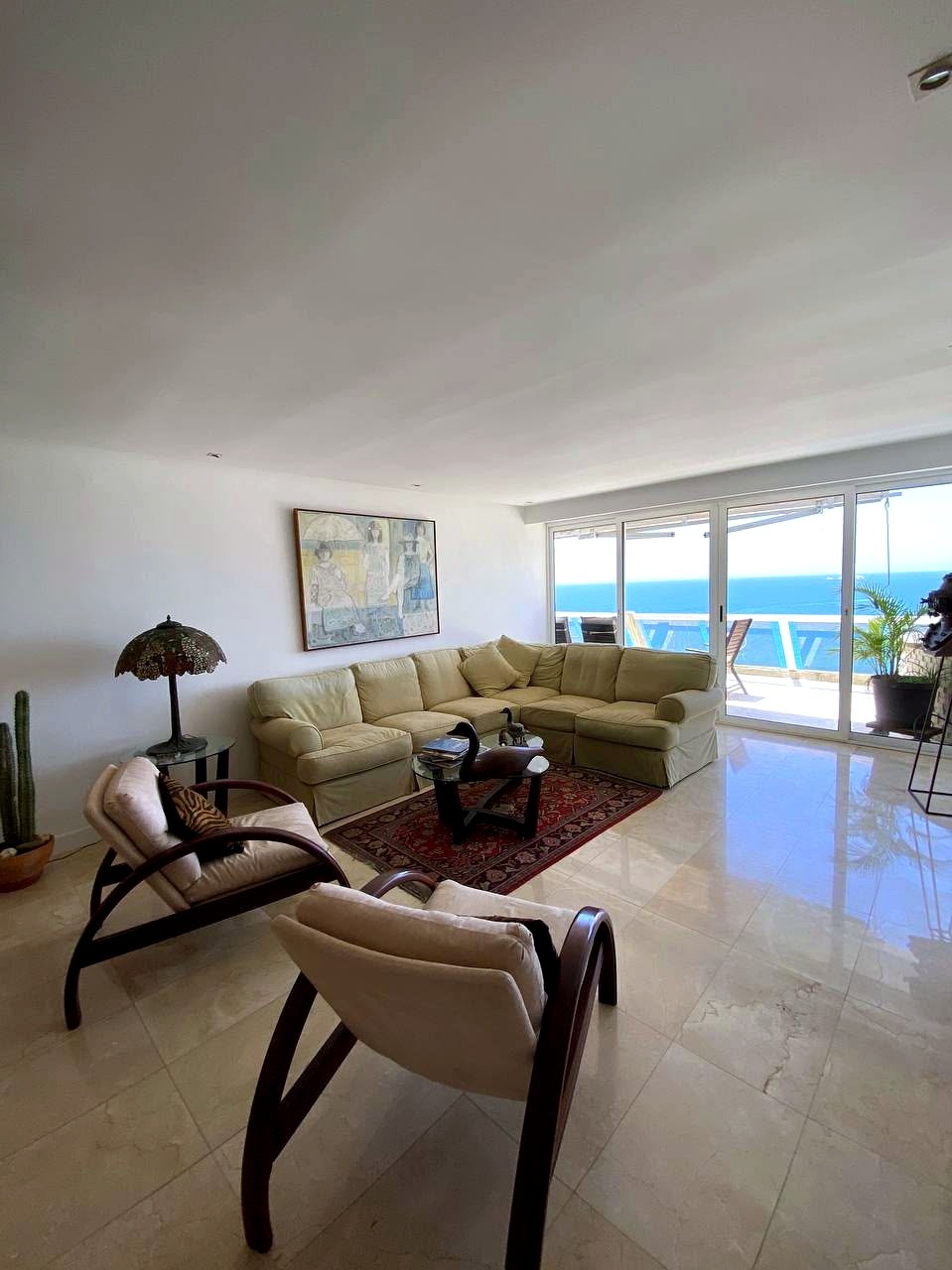 El Vigía Residencias — additional interior view